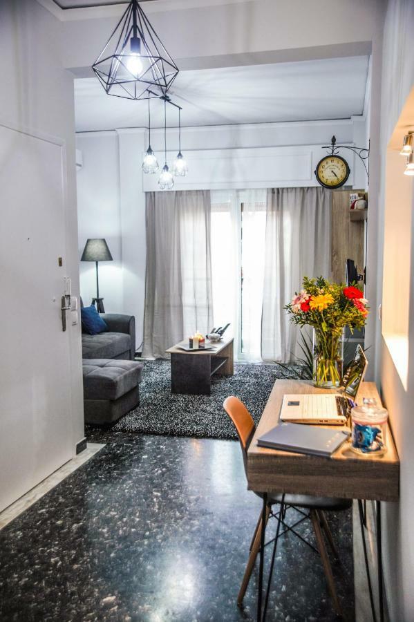 Luxury Apartment Near Acropolis! In The Heart Of Athens! エクステリア 写真